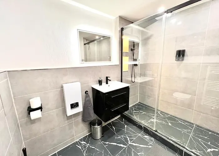 Living Solution 24 Apartment