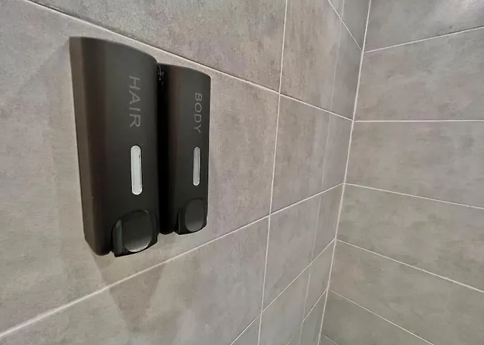 Apartment Living Solution 24 *