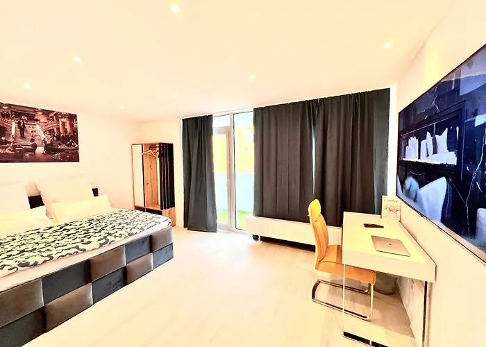 Apartment Living Solution 24 *